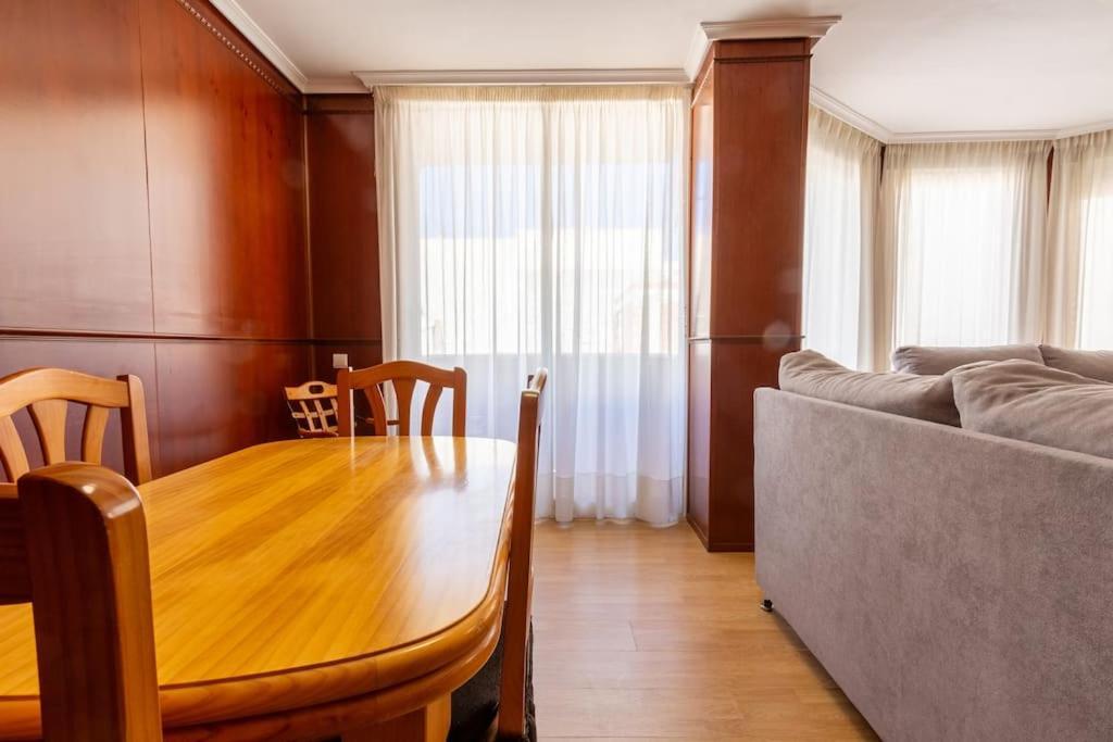 Apartamento Atico Duplex ซานตาโปลา ภายนอก รูปภาพ