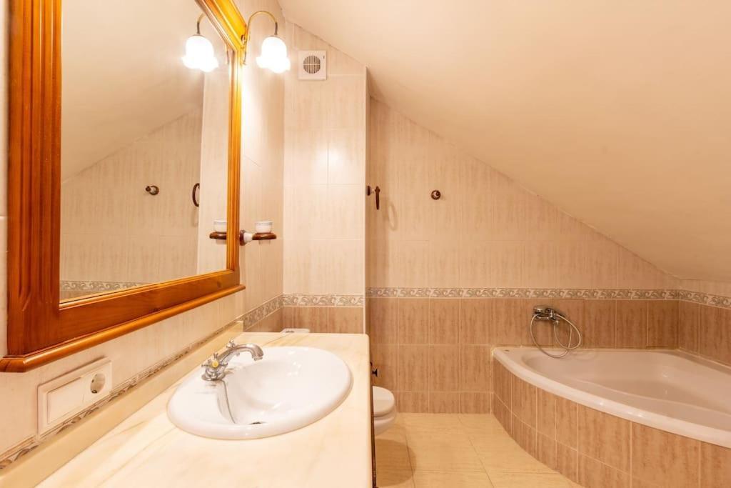 Apartamento Atico Duplex ซานตาโปลา ภายนอก รูปภาพ