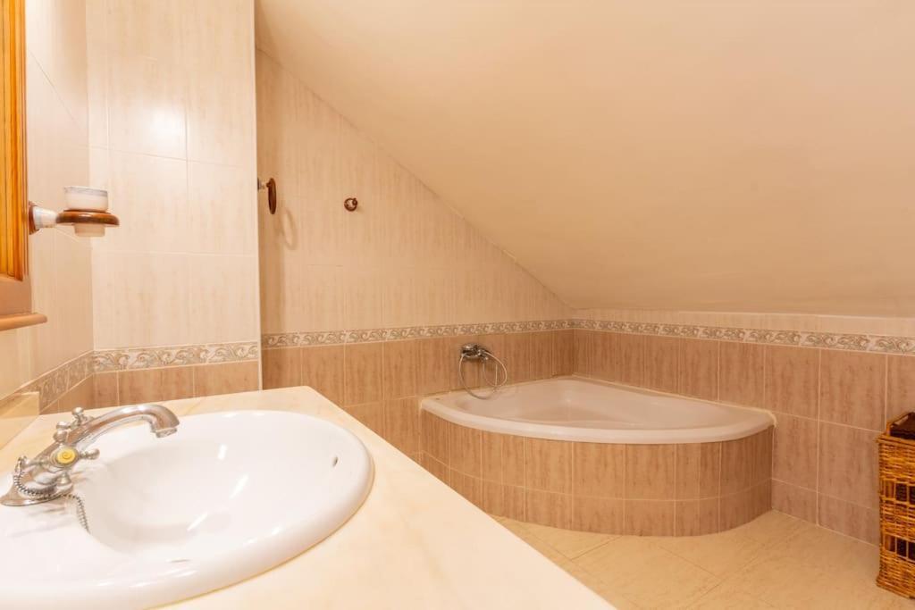 Apartamento Atico Duplex ซานตาโปลา ภายนอก รูปภาพ
